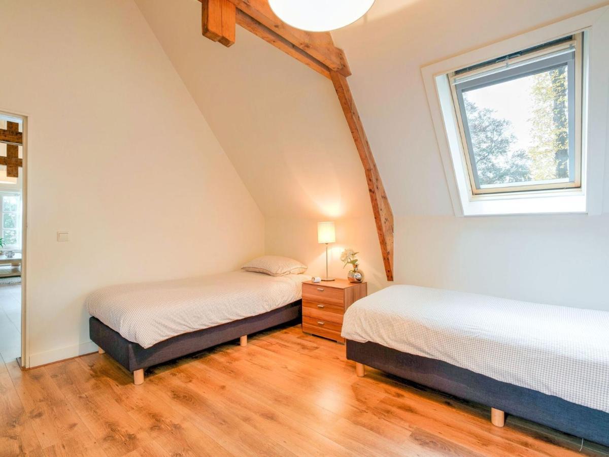 Cozy Holiday Home By The Canal In Dwingeloo Exteriör bild