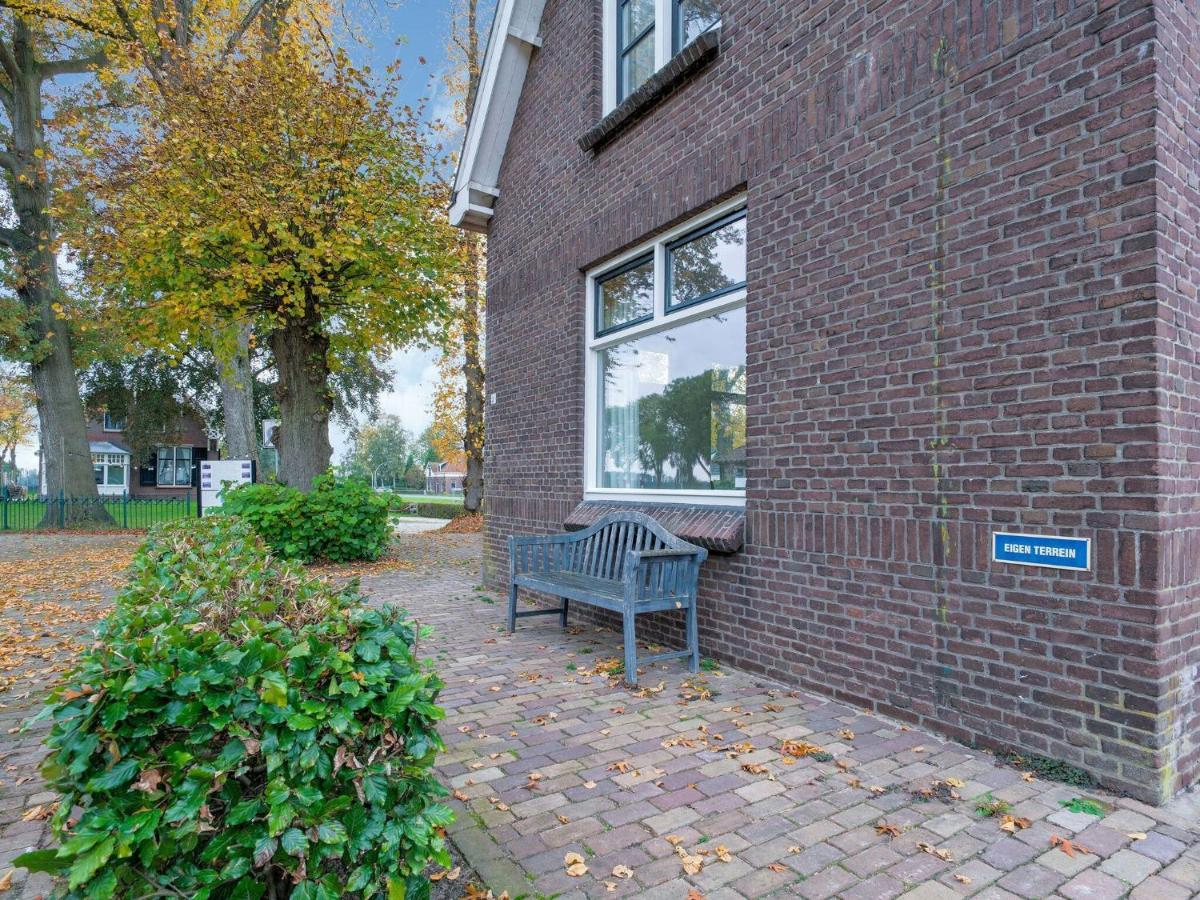 Cozy Holiday Home By The Canal In Dwingeloo Exteriör bild